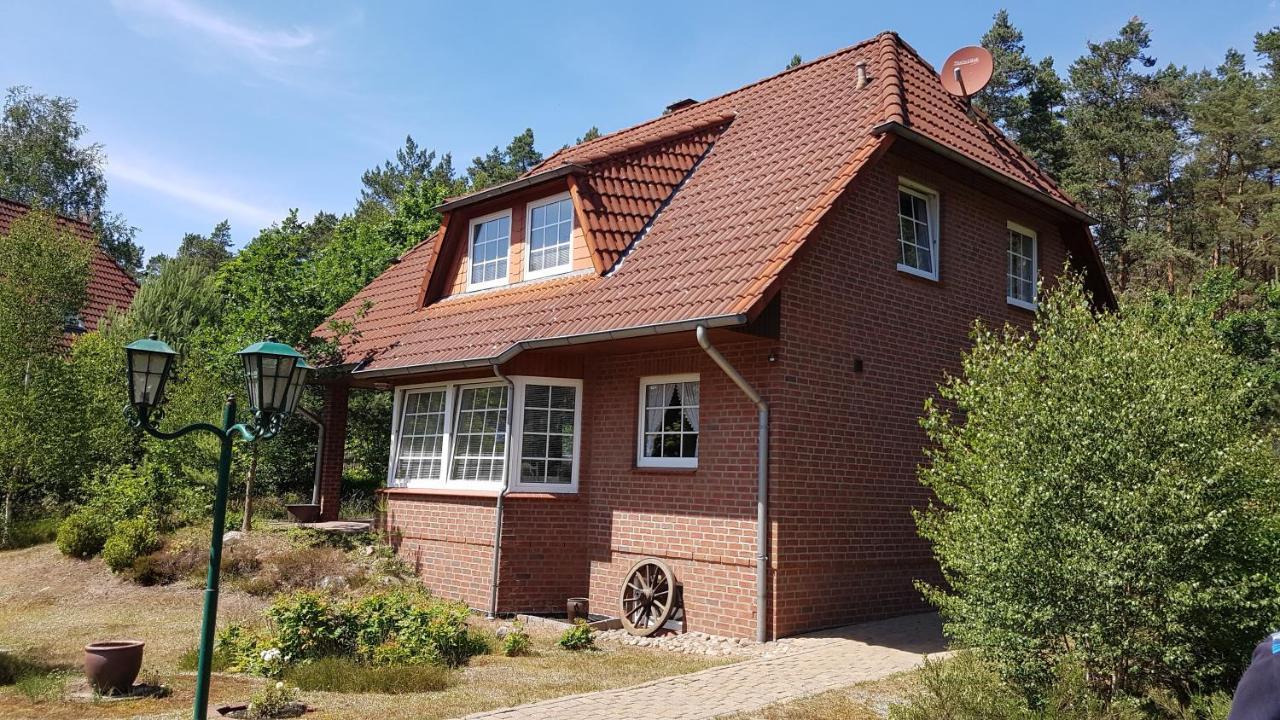 Ferienhaus Am Waldrand Stedden 빌라 외부 사진