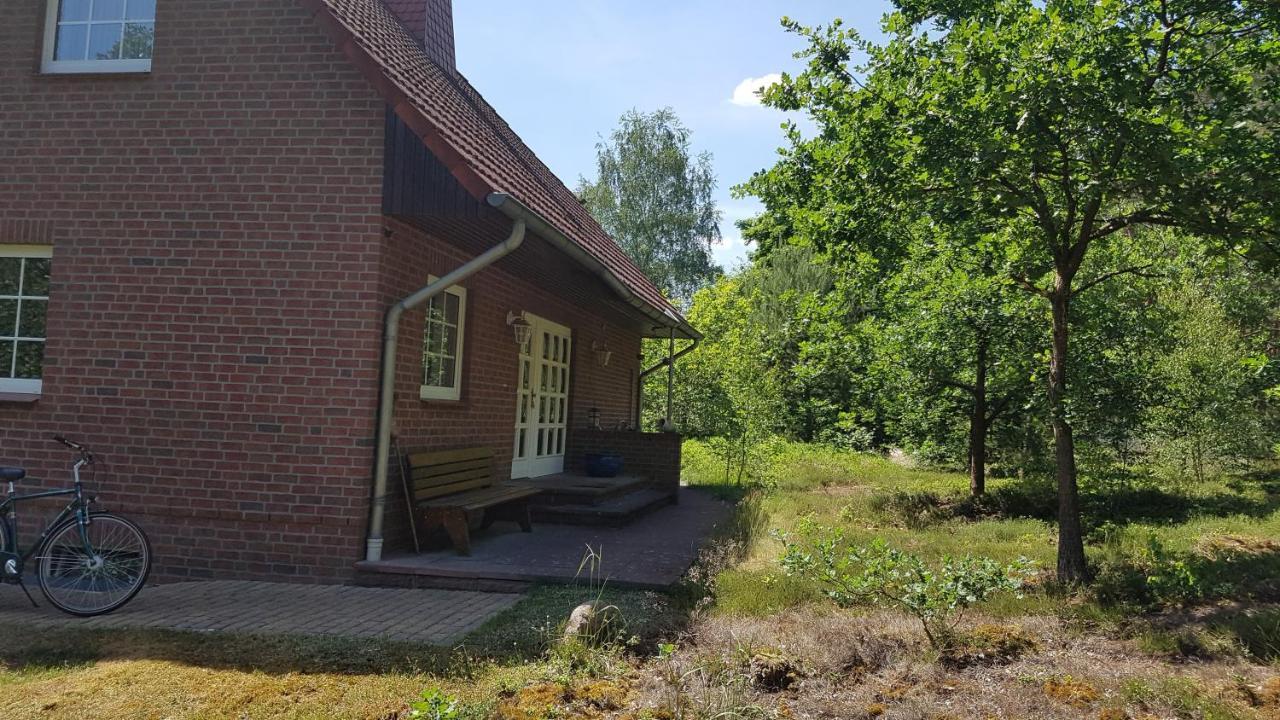 Ferienhaus Am Waldrand Stedden 빌라 외부 사진